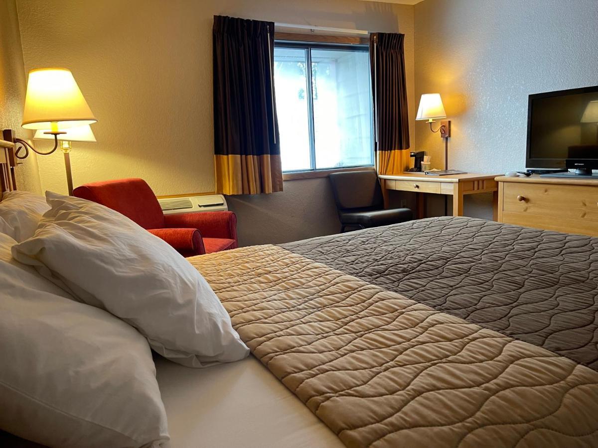Walker Hotel Экстерьер фото